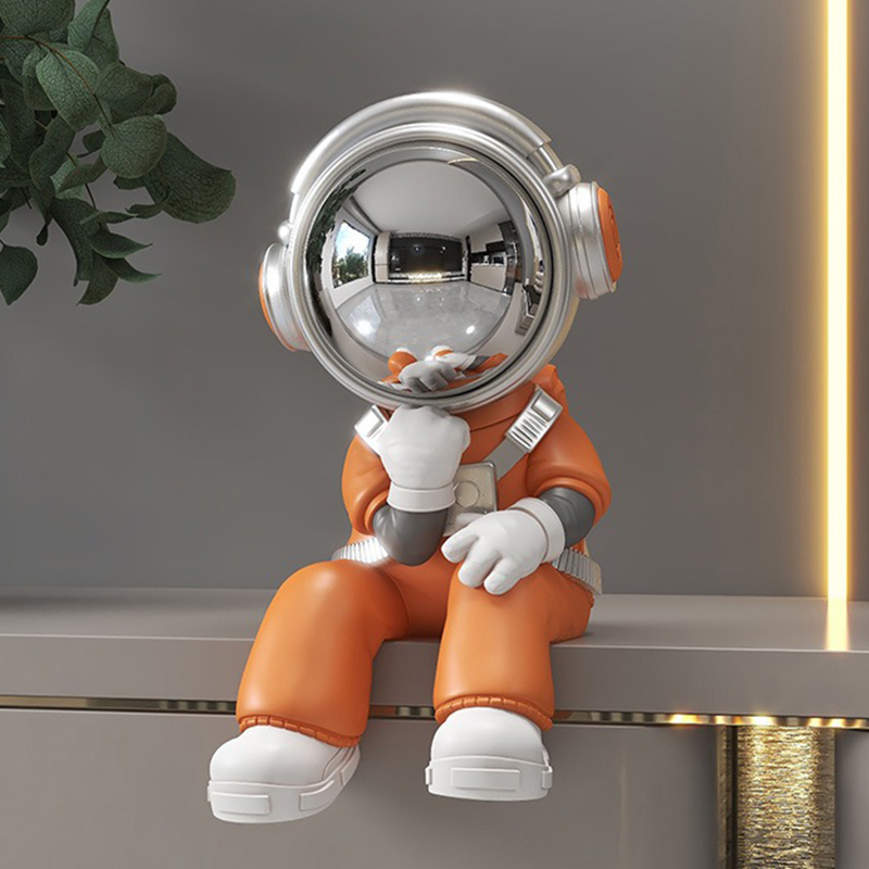 Home Decor Living Room Ideas - ミニチュア宇宙飛行士の装飾品、リビングルームの美的置物、創造的なインテリアアートの彫刻、机の家の装飾、ギフトのアイデア