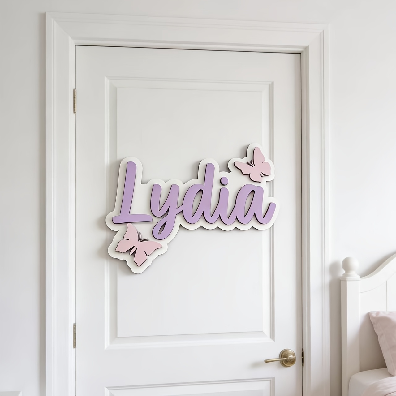 パーソナライズされたブルー＆ピンクの蝶の名前入りルームサイン - Home Decor Names のレビューと価格