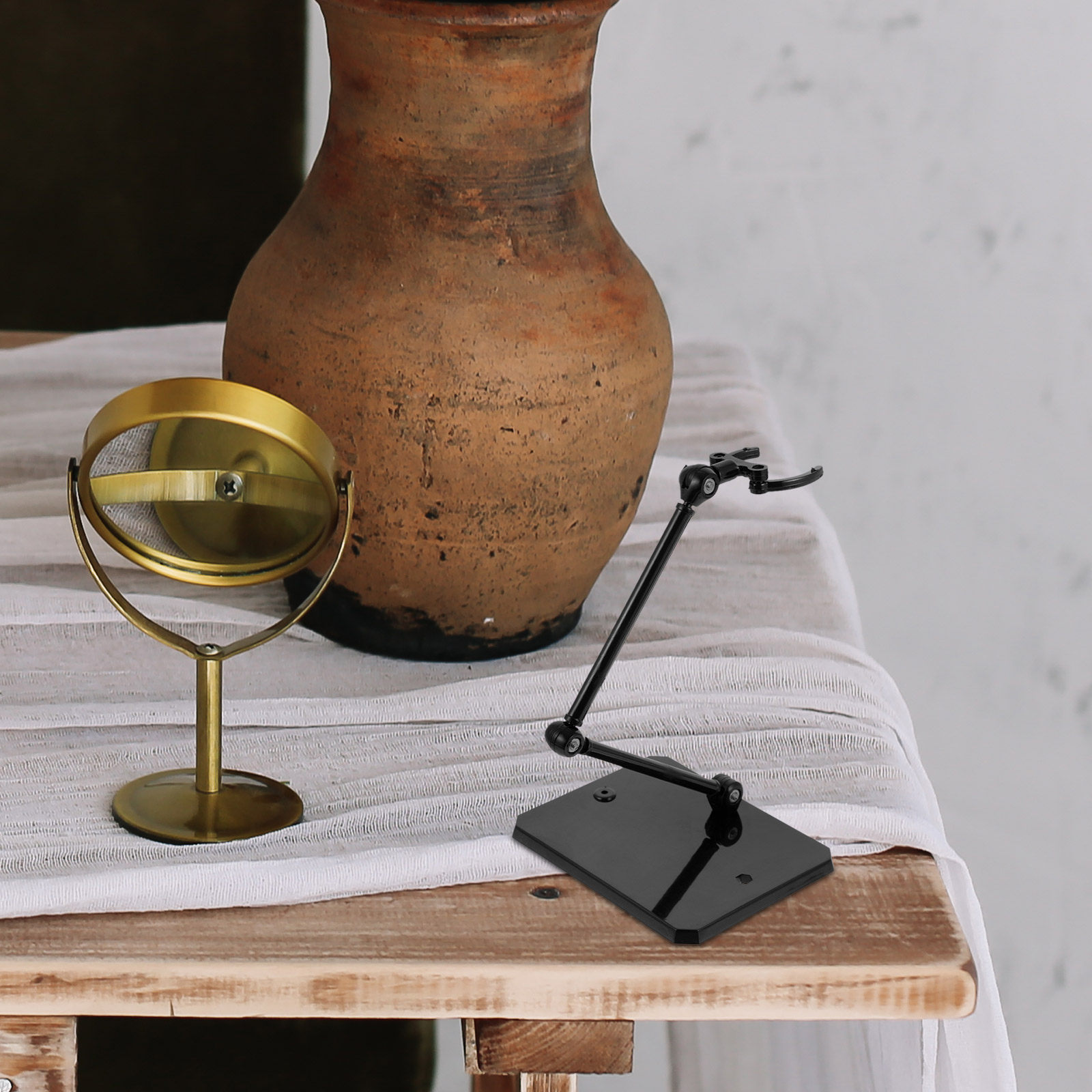 2個セット 調節可能なアクションフィギュアスタンド 2.2c - Home Decor Store のレビューと価格