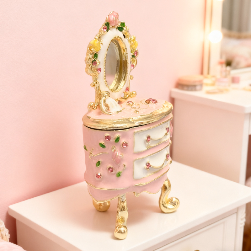 手描きの小さなジュエリーボックスは、化粧台に最適です。バレン - Vanity Home Decor のレビューと価格