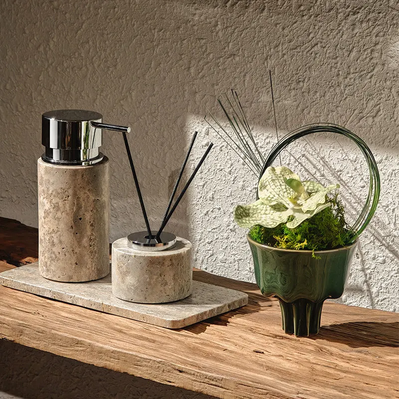 トラバーチン製バスルームローションディスペンサーセット、洗面 - Vanity Home Decor のレビューと価格