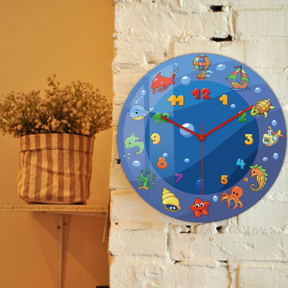 漫画の海の生き物柄の青い壁掛け時計、子供部屋、海の生き物、オ - Home Decor Under 300 のレビューと価格